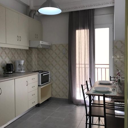 Midway Point Apts Ираклио Екстериор снимка