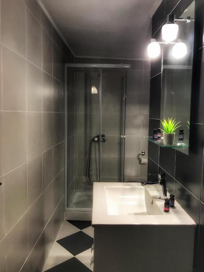 Midway Point Apts Ираклио Екстериор снимка